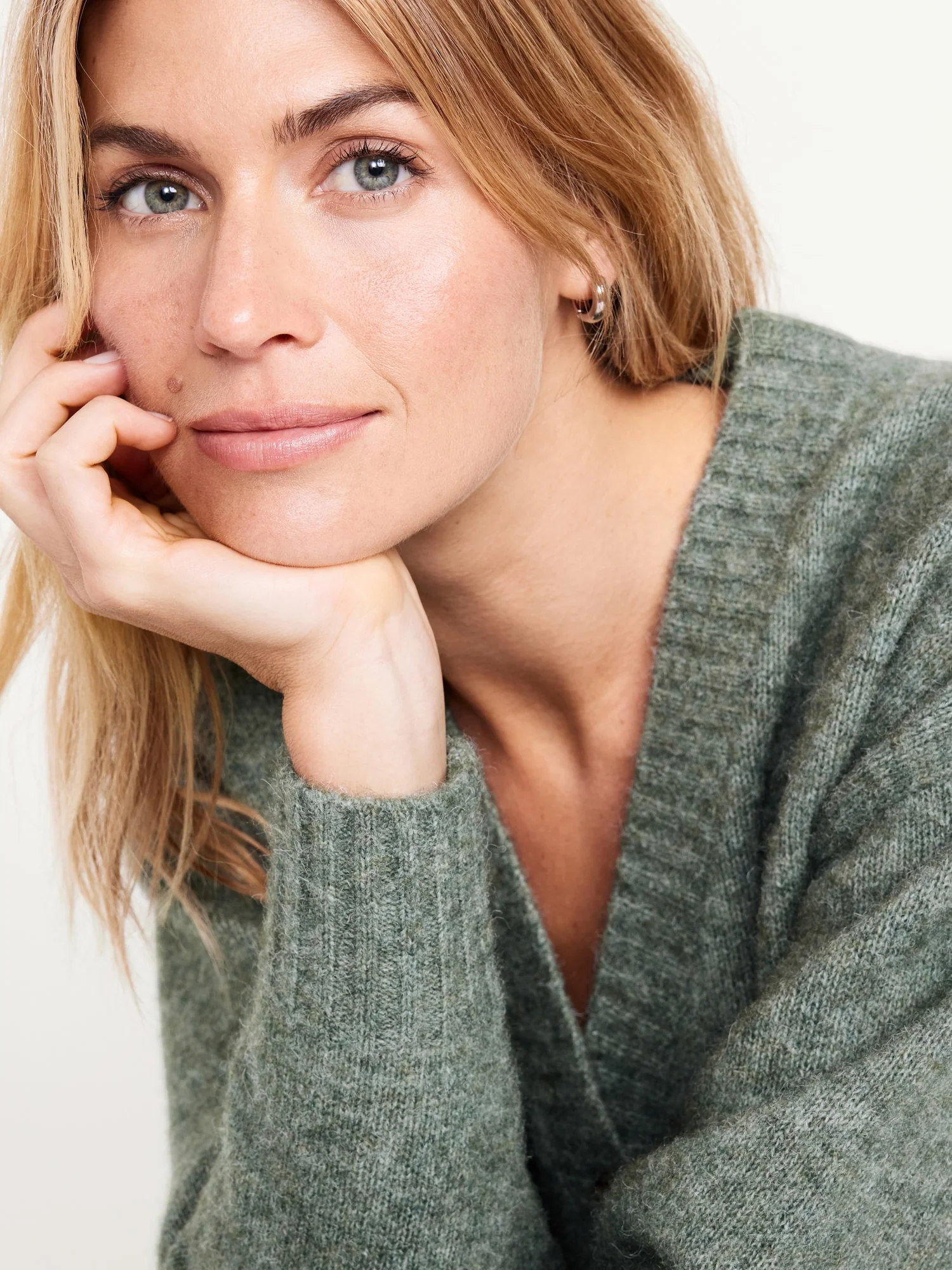 Cozy Cardigan Sweater - Image 5