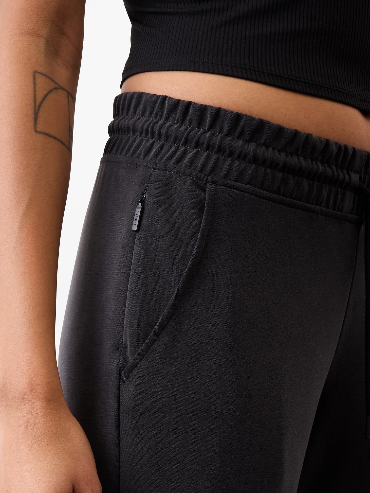 Seasoft Mid Rise Straight Pant - Image 4